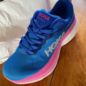 Women’s Bondi 8 Running Shoe, size 8